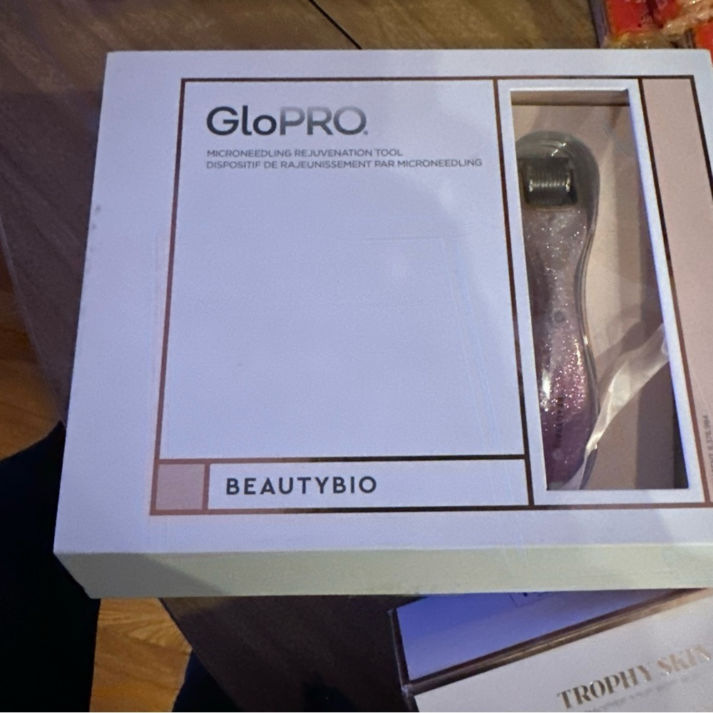 New GloPRO Microneedling Rejuvenation Tool, BeautyBio, Prep Wipes